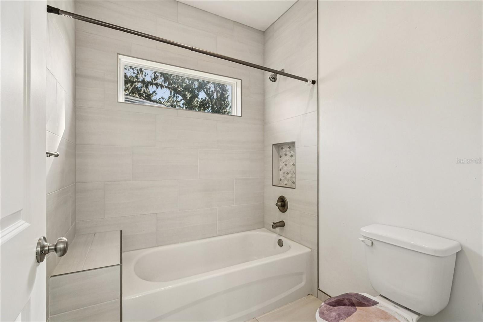 GRAND OAKS AT TOWER PH 2 PB 37 PG 63 - Residential