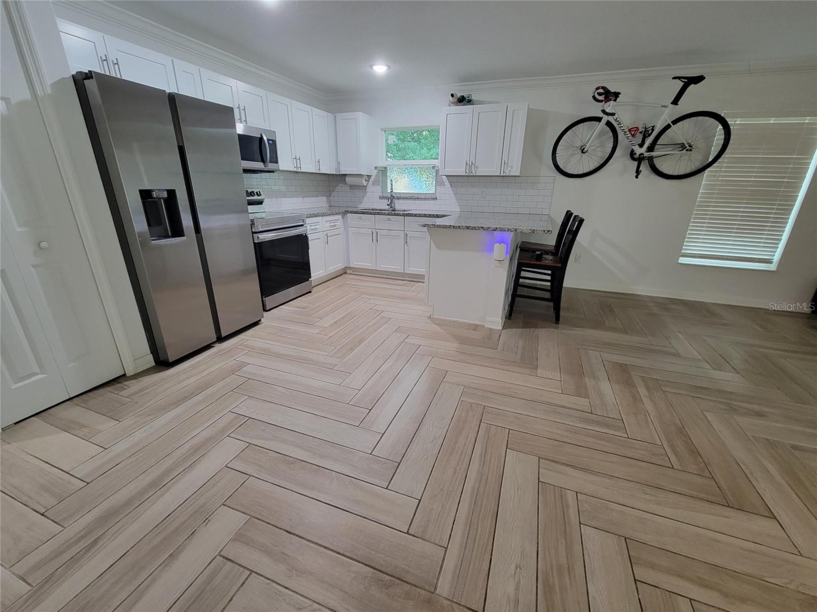 328 20TH STREET W