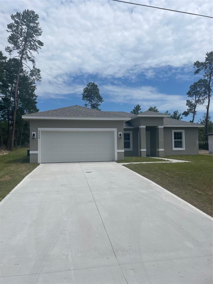 This 2024-built home offers a modern style with 4 comfortable bedrooms and 2 bathrooms, a spacious open floorplan, a pretty kitchen with an Island granite countertop, equipped with modern appliances, ample counter space, and a cozy dining nook.
House features with a spacious living area, tile floor in the entire house. perfect for family gatherings and entertaining guests.