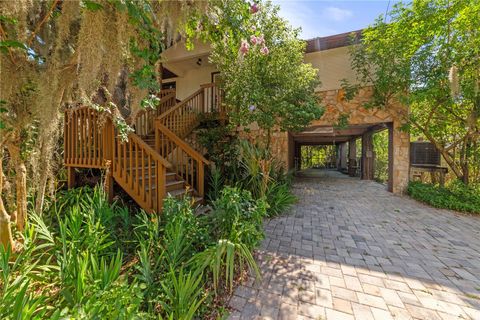 Photo of 1050 N Stoney Point, Crystal River, FL 34429 (MLS # V4950181)