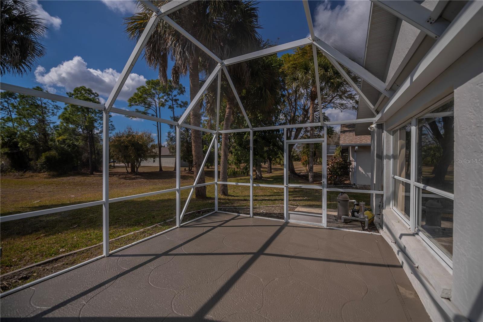 PUNTA GORDA ISLES SEC 20 - Residential