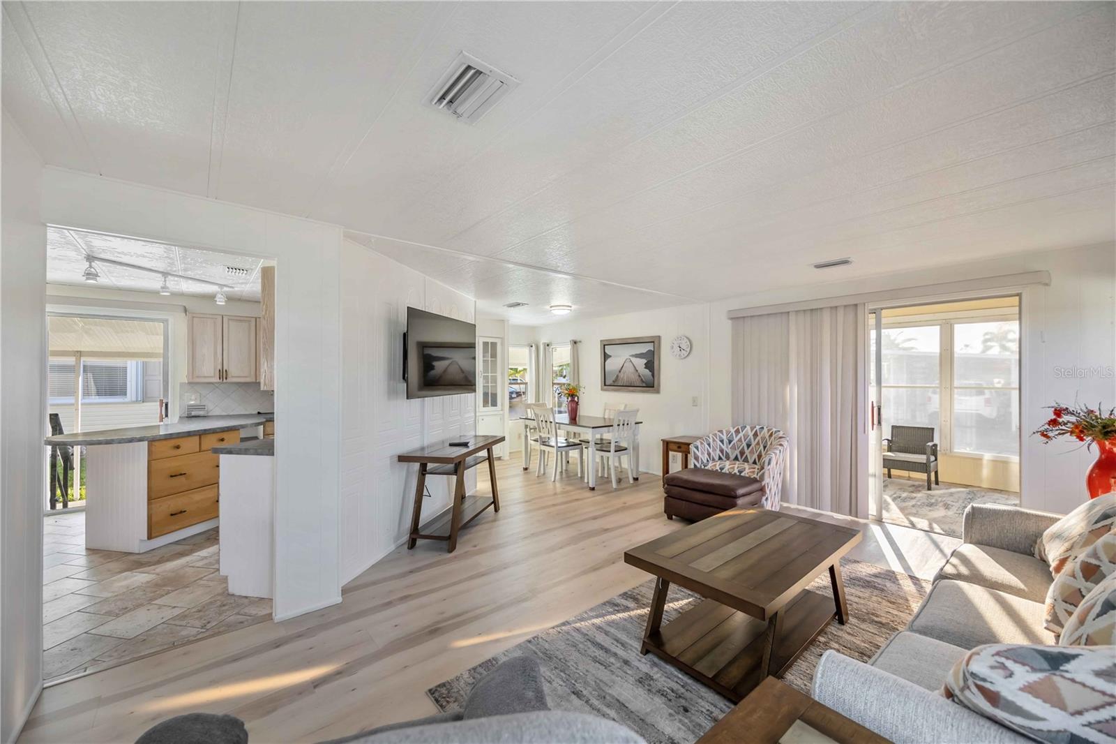 EAGLE POINT MHP - Residential