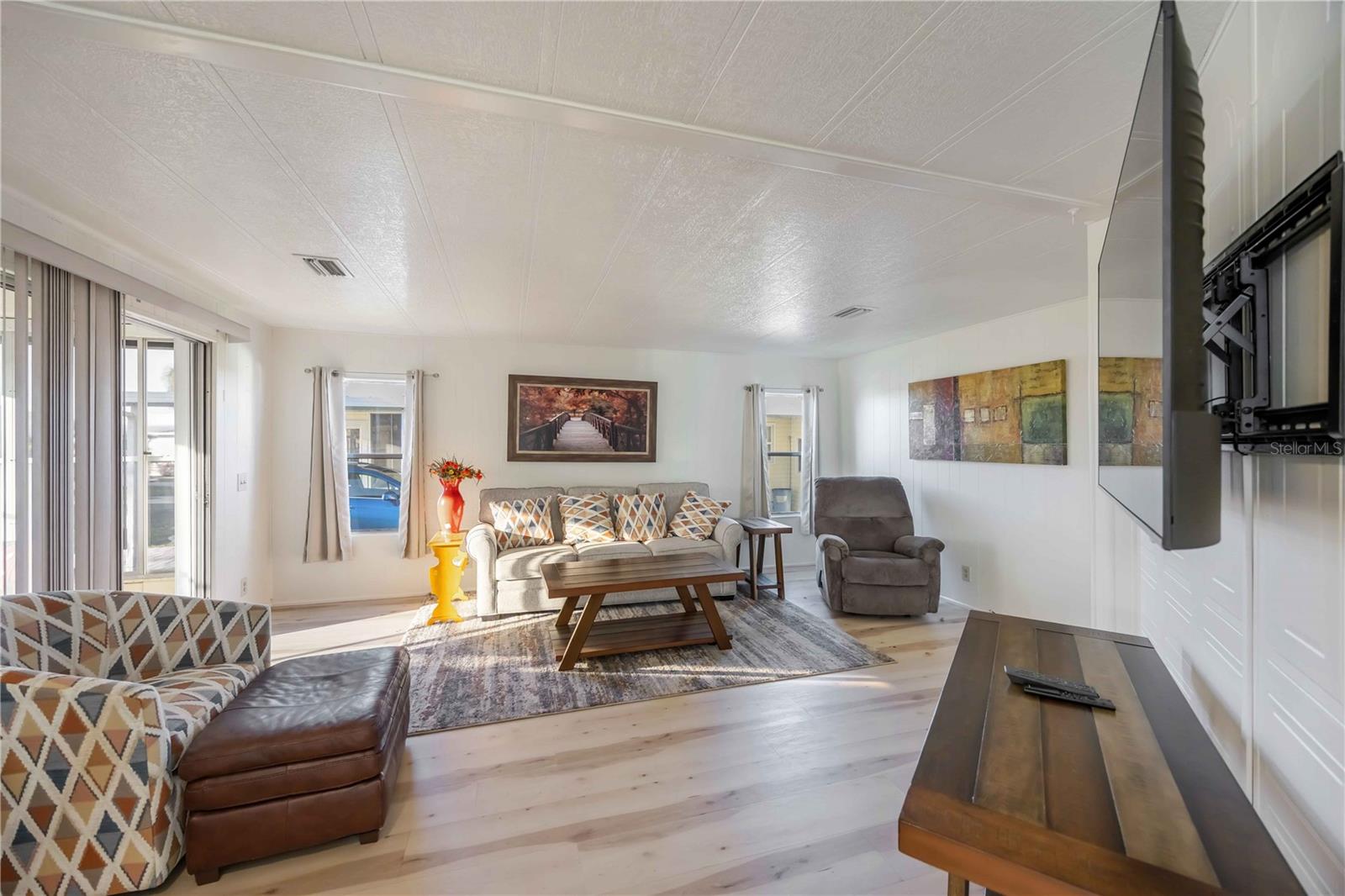 EAGLE POINT MHP - Residential