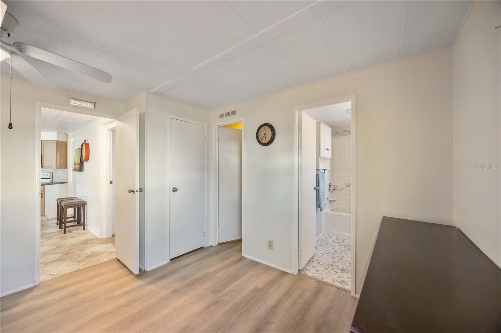 EAGLE POINT MHP - Residential