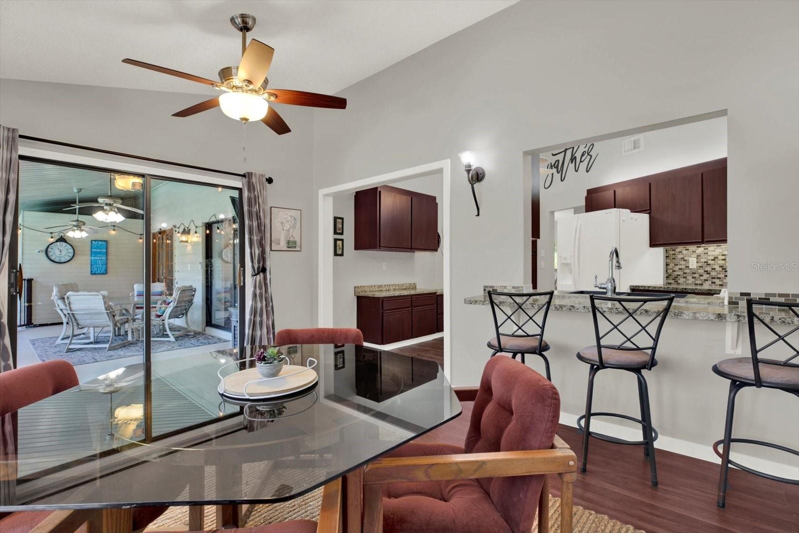 WHISPERING OAKS ESTATES - Residential