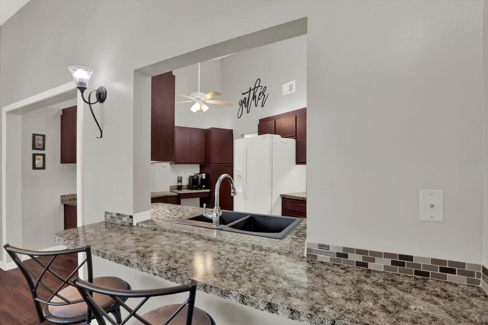 WHISPERING OAKS ESTATES - Residential