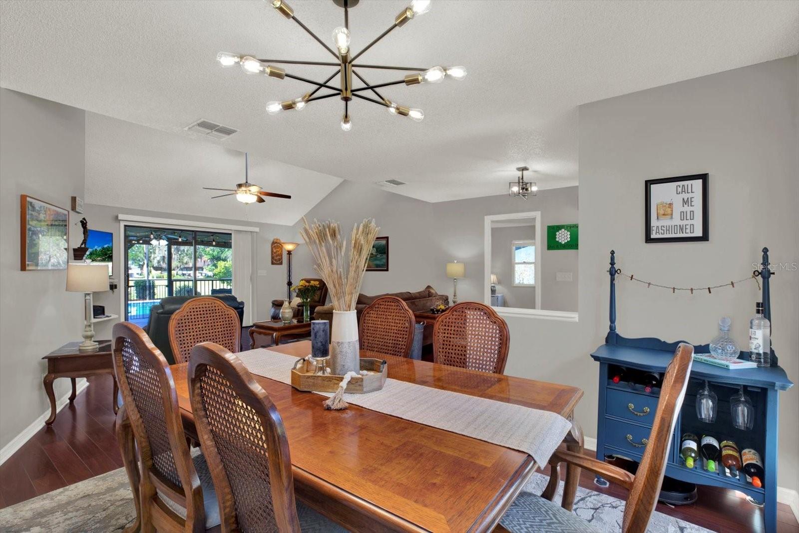 WHISPERING OAKS ESTATES - Residential