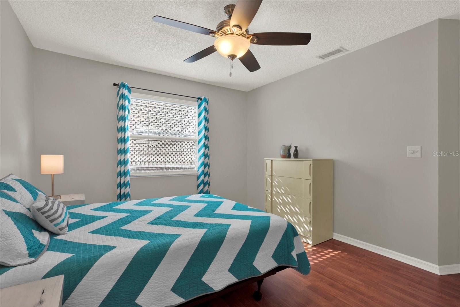 WHISPERING OAKS ESTATES - Residential