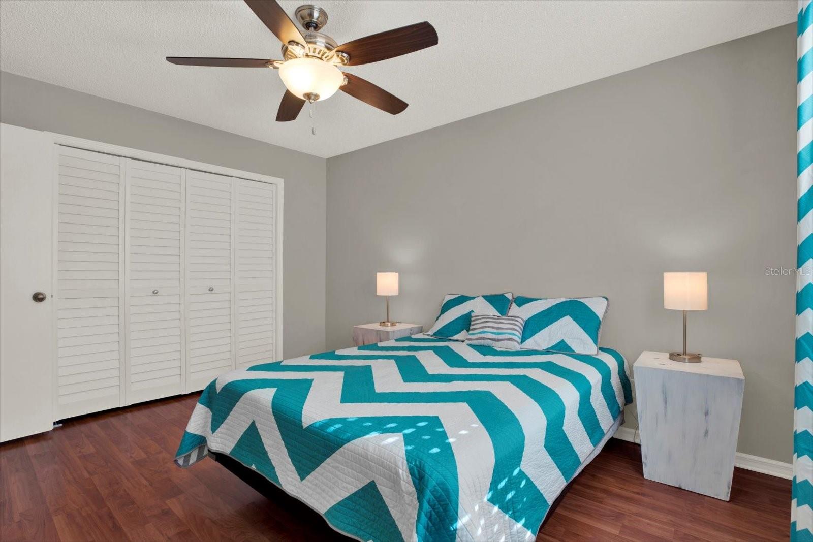 WHISPERING OAKS ESTATES - Residential