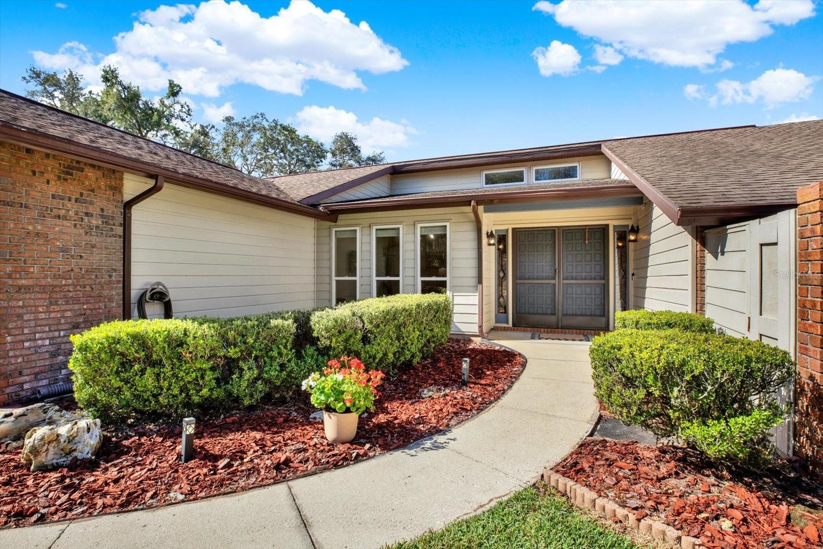 WHISPERING OAKS ESTATES - Residential