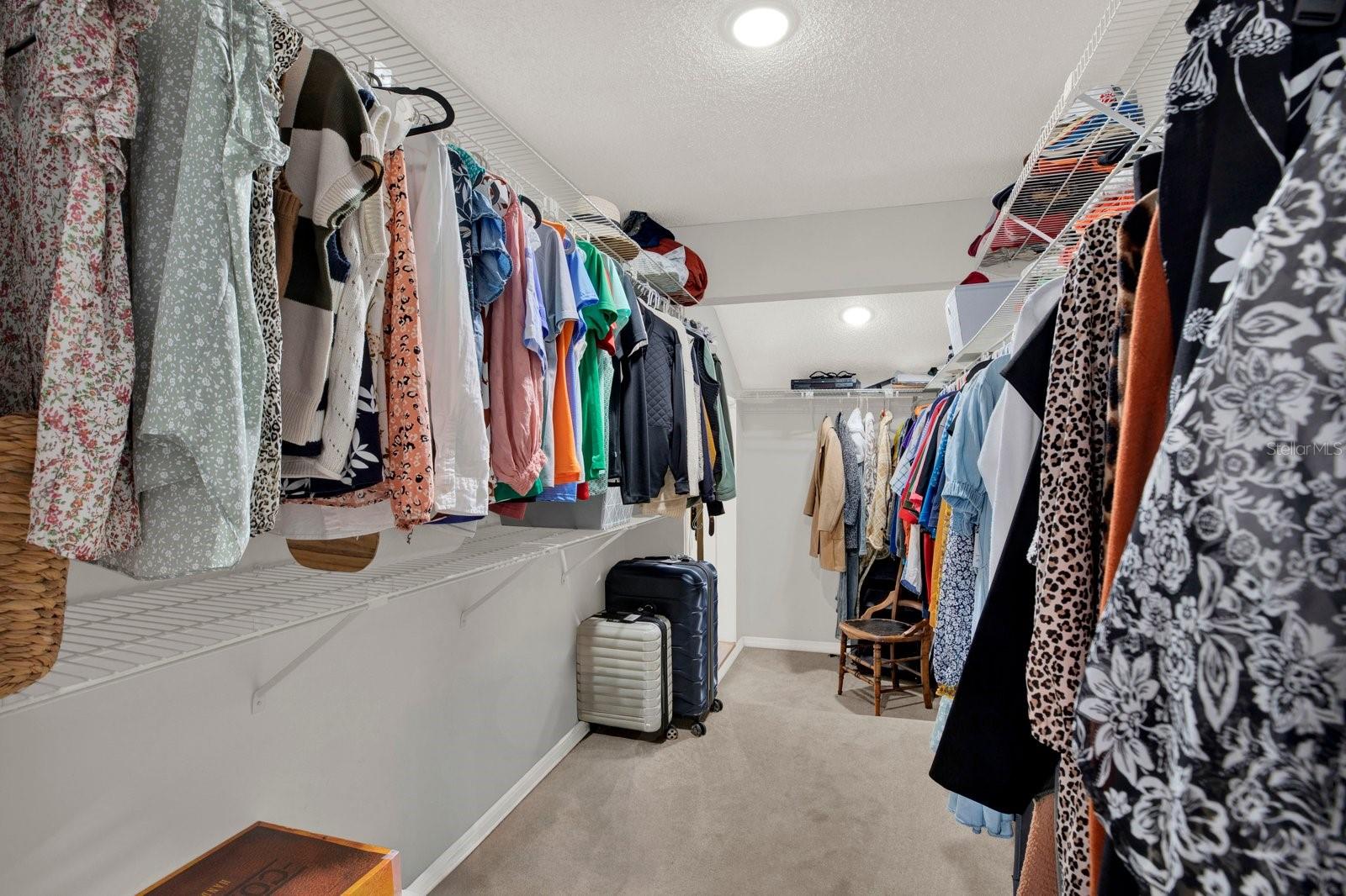 WHISPERING OAKS ESTATES - Residential