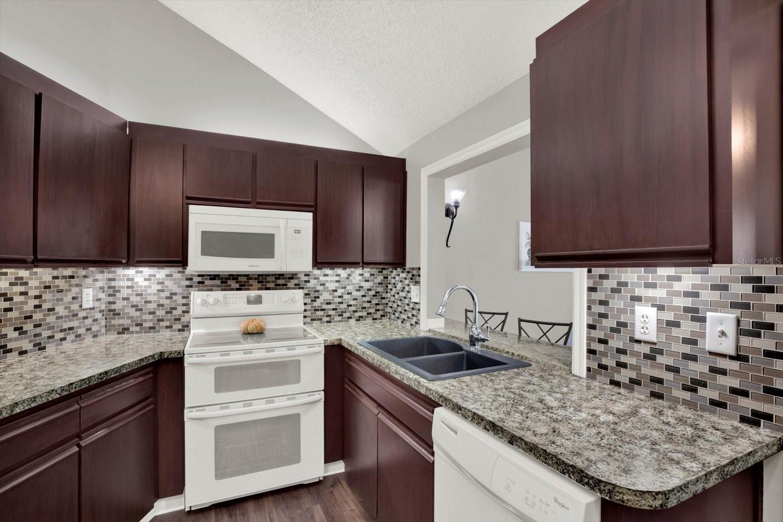 WHISPERING OAKS ESTATES - Residential