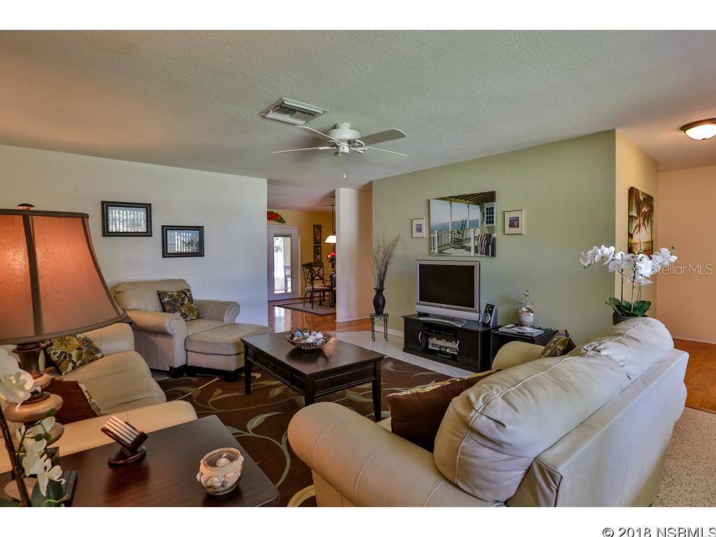 Algernon S Brown - Residential Lease