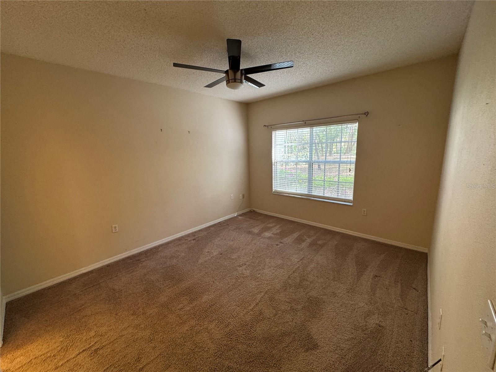 10000 SW 52ND AVENUE 76