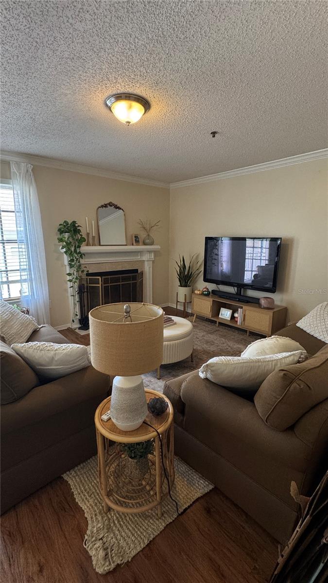 HYDE PARK PLACE II A CONDOMINI - Residential Lease