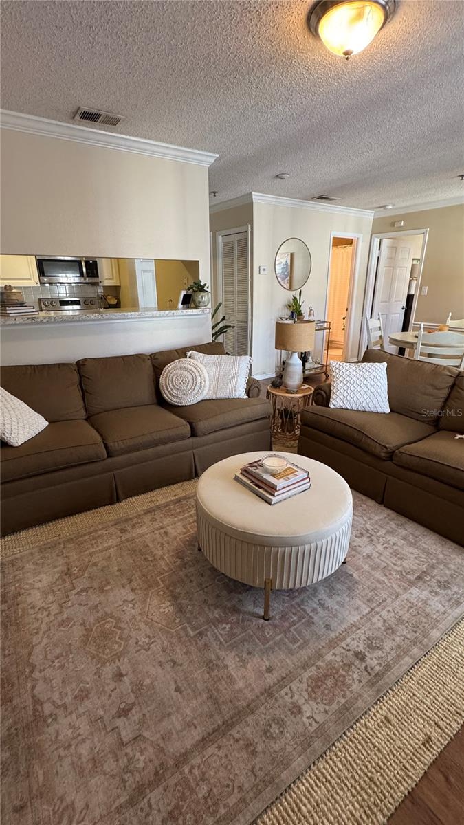 HYDE PARK PLACE II A CONDOMINI - Residential Lease