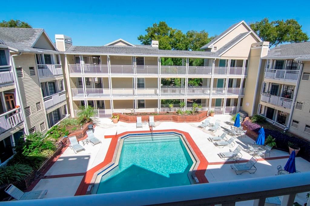 HYDE PARK PLACE II A CONDOMINI - Residential Lease