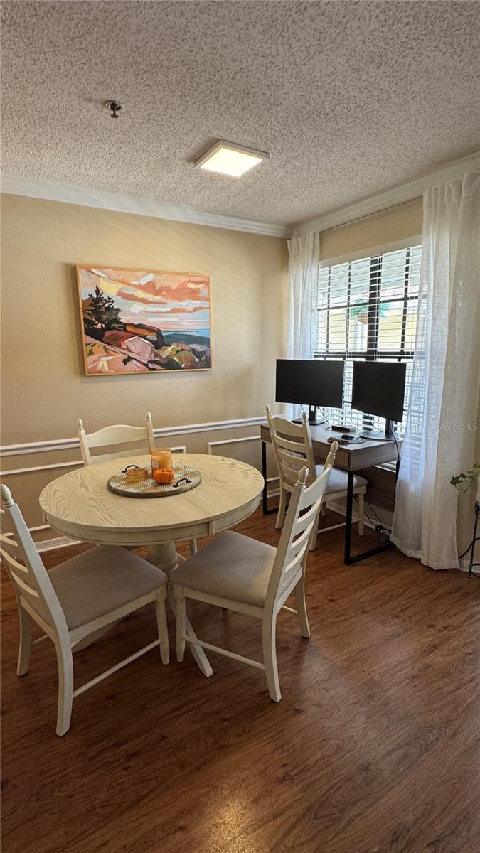 HYDE PARK PLACE II A CONDOMINI - Residential Lease