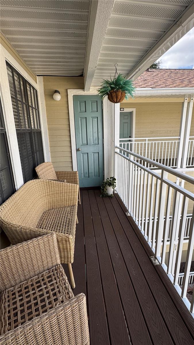 HYDE PARK PLACE II A CONDOMINI - Residential Lease