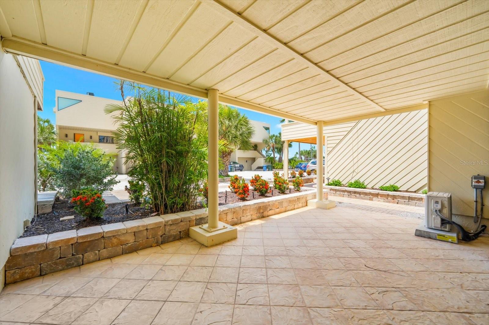 TIFFANY SANDS - Residential