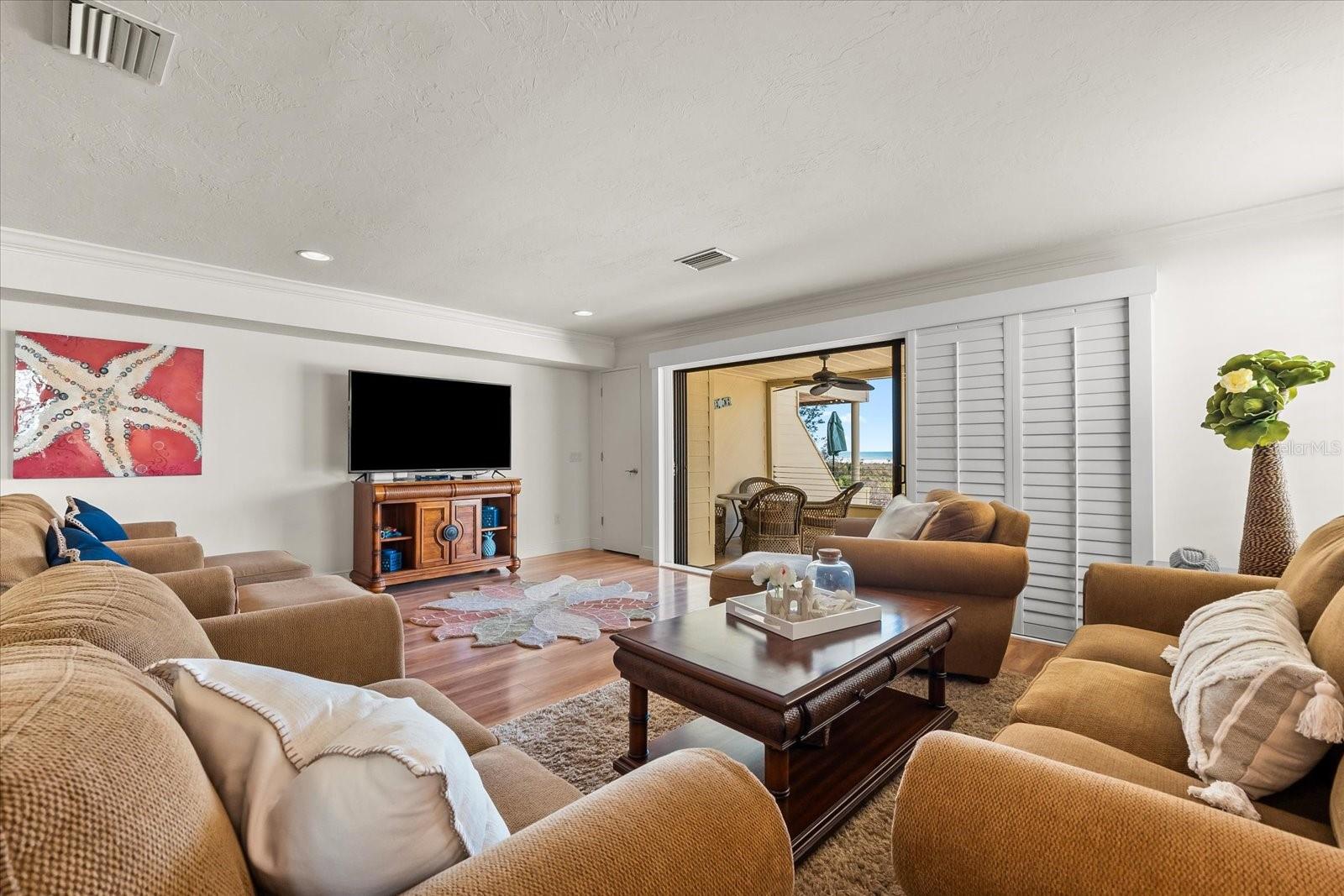 TIFFANY SANDS - Residential