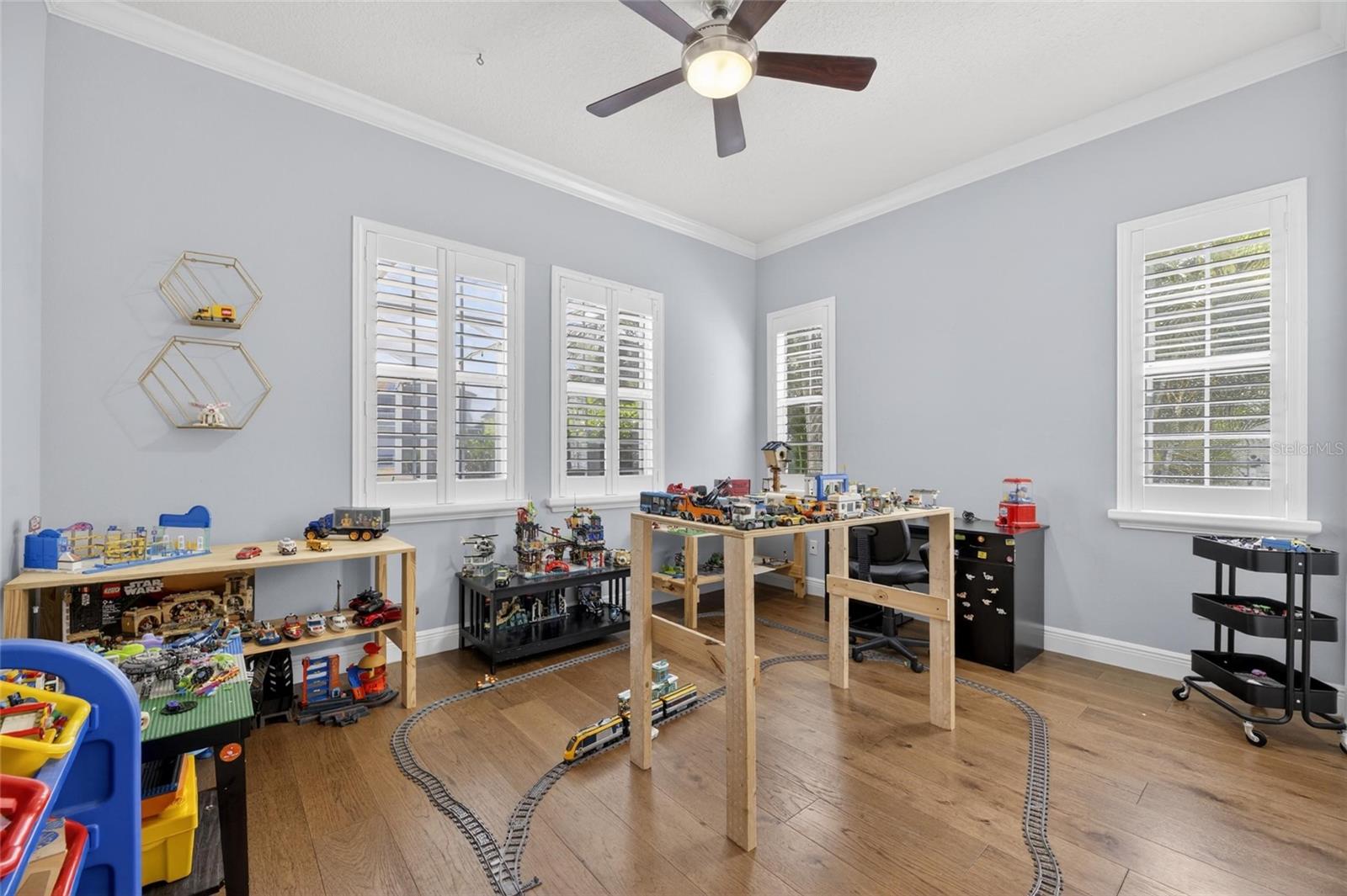 MIRABAY PH 1B-1/2A-1/3B-1 - Residential