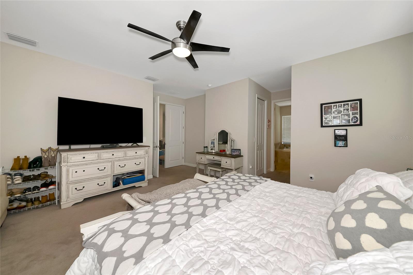 LORRAINE LAKES - Residential