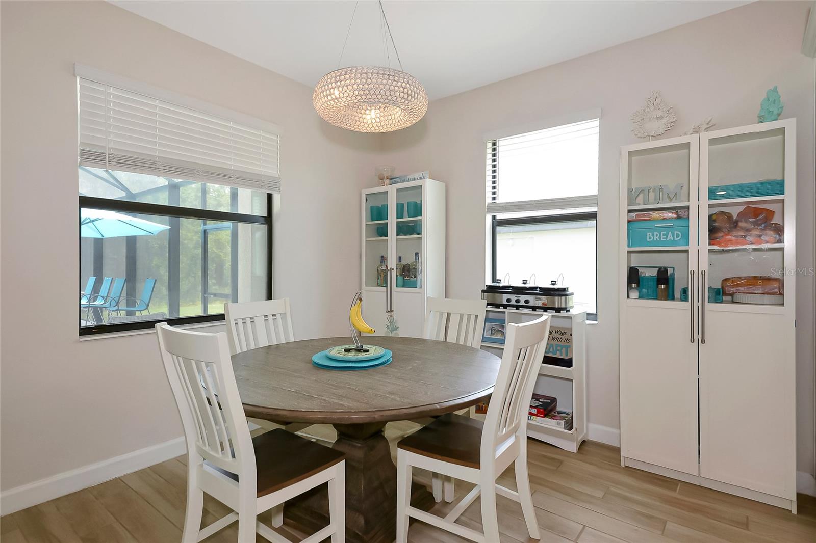 LORRAINE LAKES - Residential