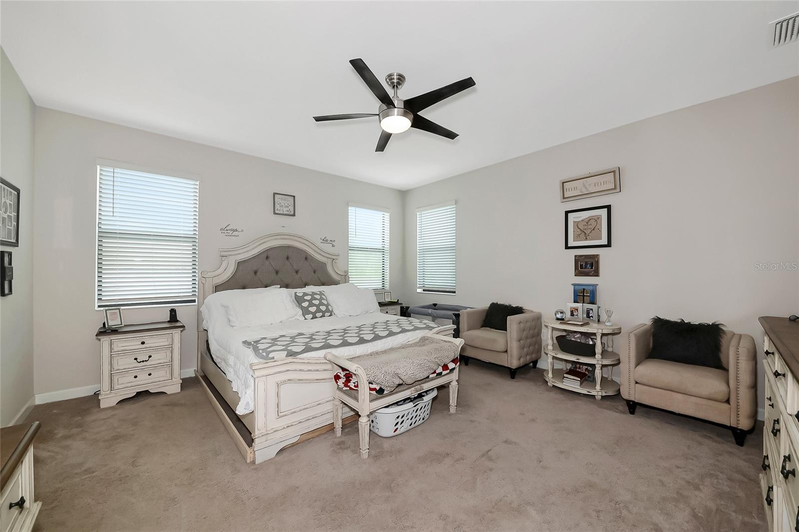 LORRAINE LAKES - Residential