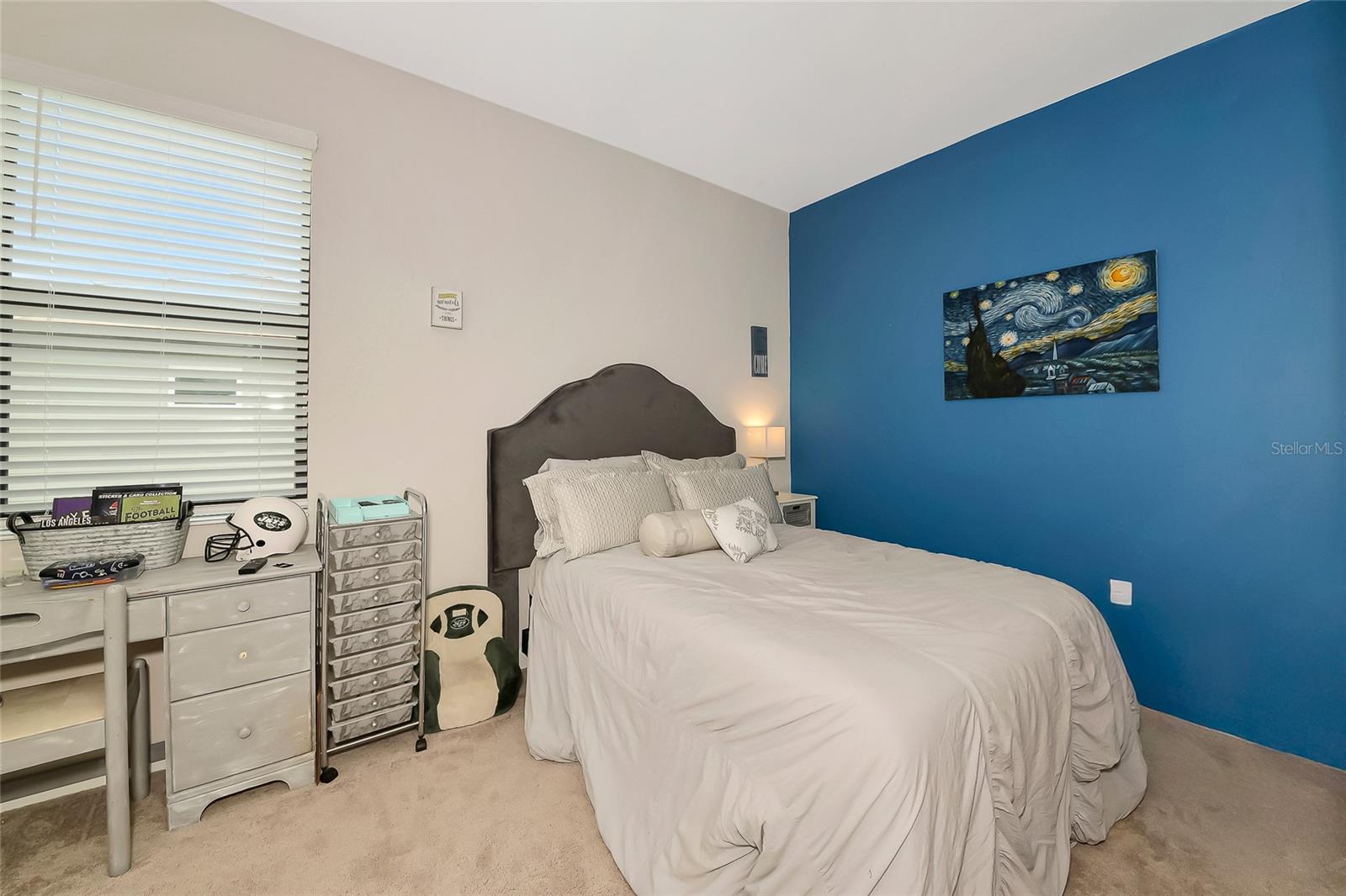 LORRAINE LAKES - Residential