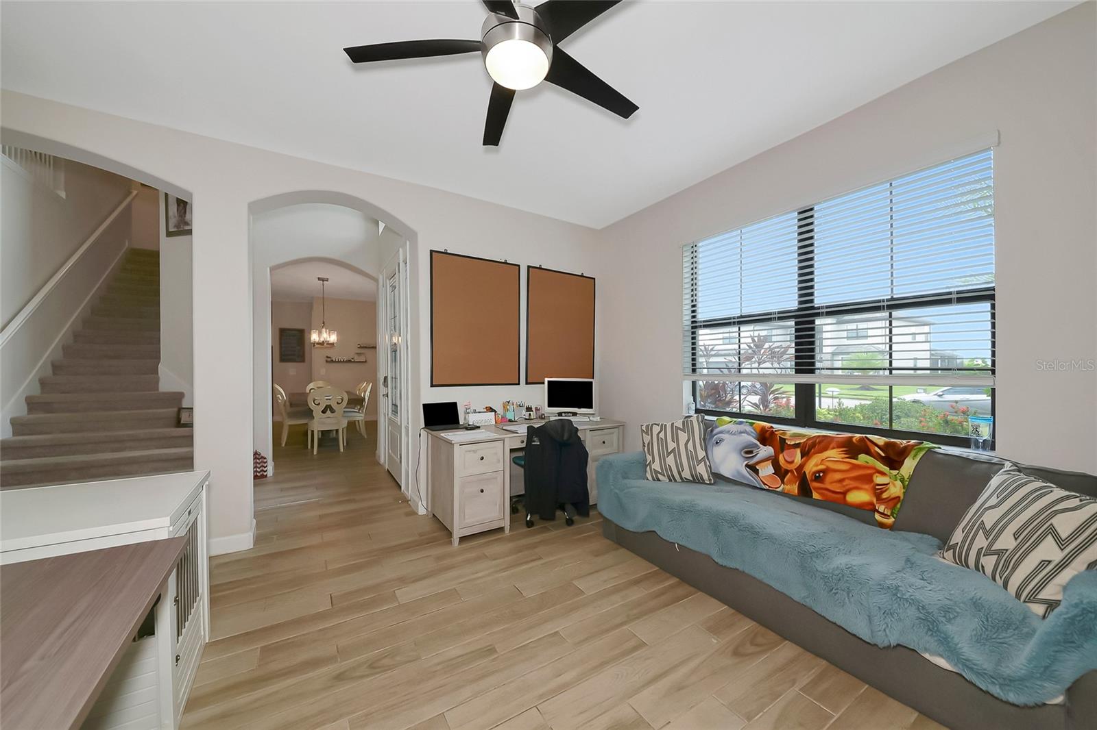 LORRAINE LAKES - Residential