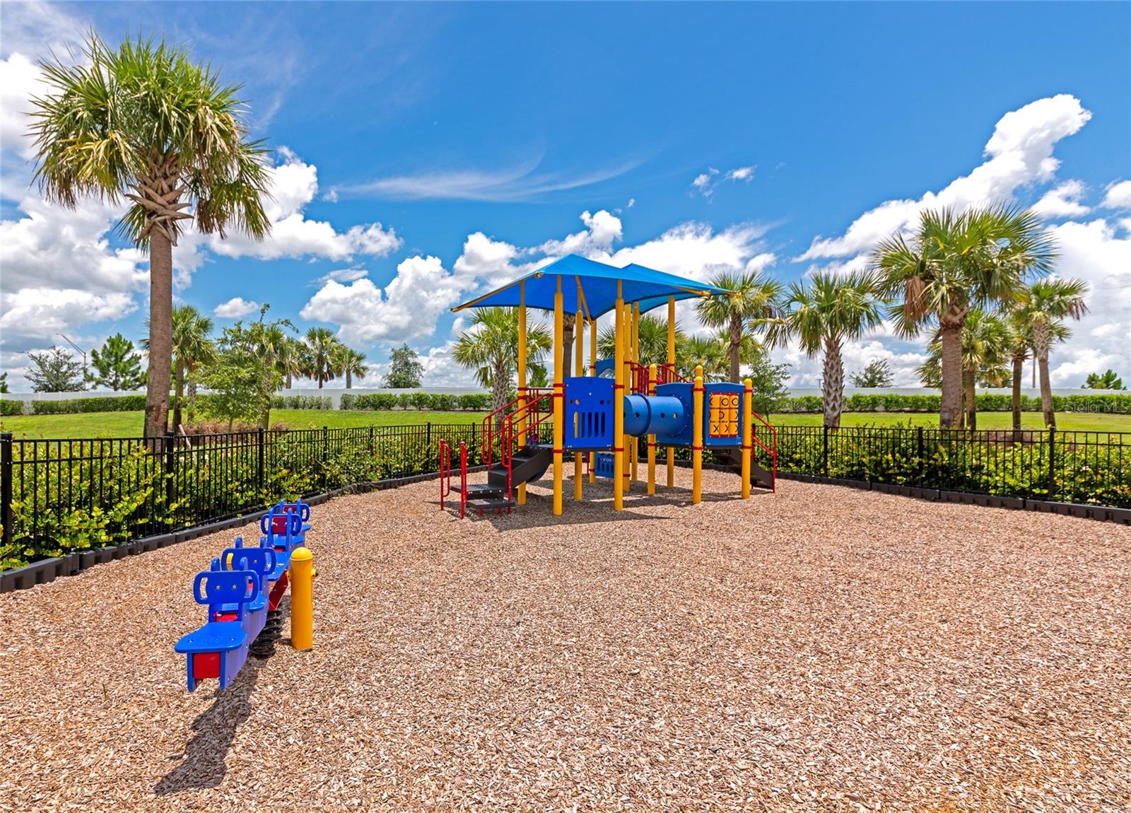 LORRAINE LAKES - Residential