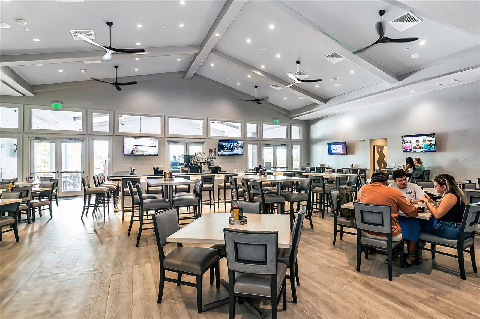 LORRAINE LAKES - Residential