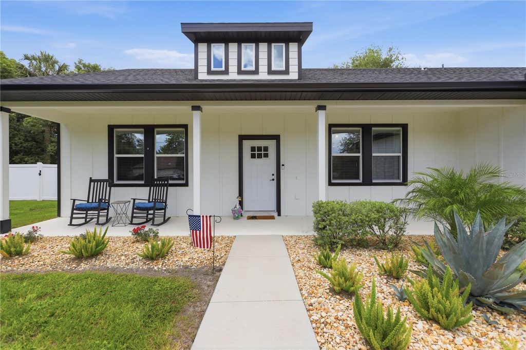 Photo of 1724 Santiago Street, Deland, FL 32720 (MLS # V4949176)