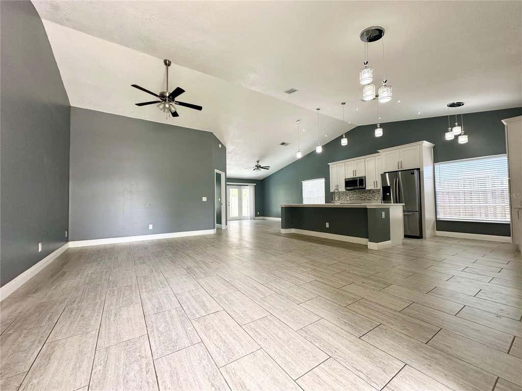 Photo of 1516 Crosswind Circle, Orlando, FL 32825 (MLS # O6425442)