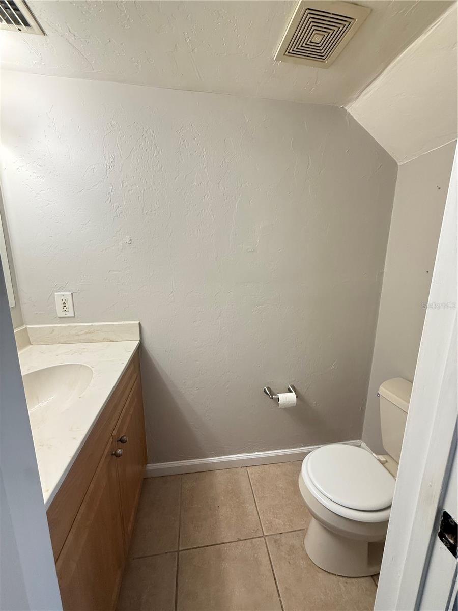 630 SW 10TH LANE 2 - Photo 3