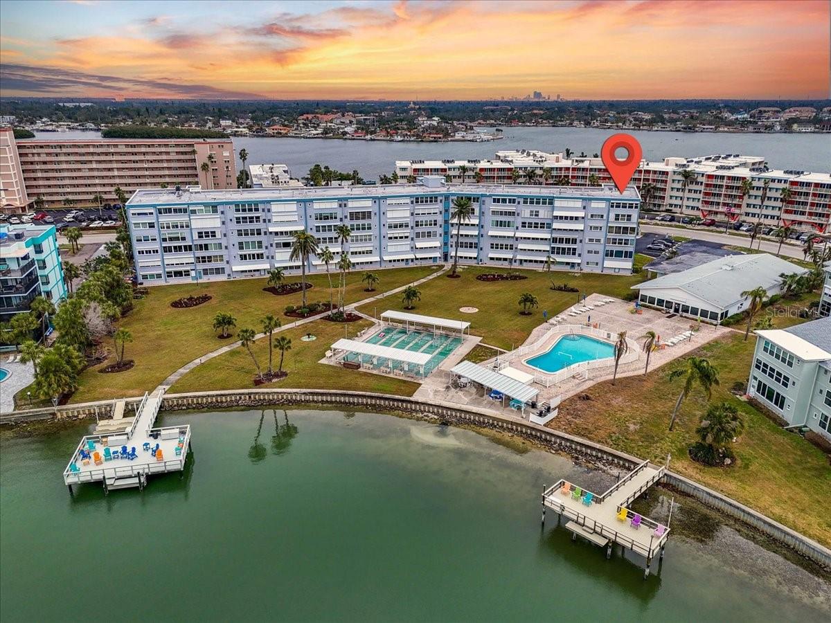 SHORE TOWERS - Residential Lease