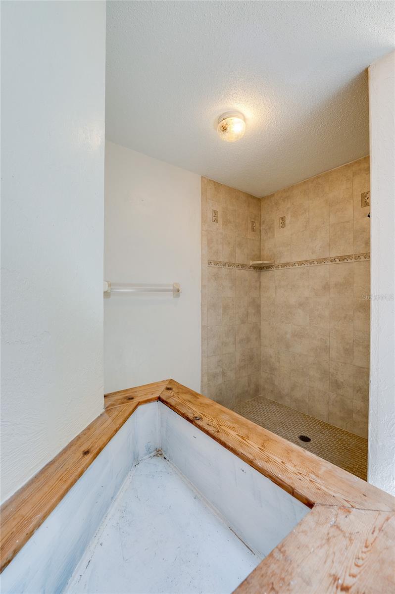 TOMOKA OAKS - Residential