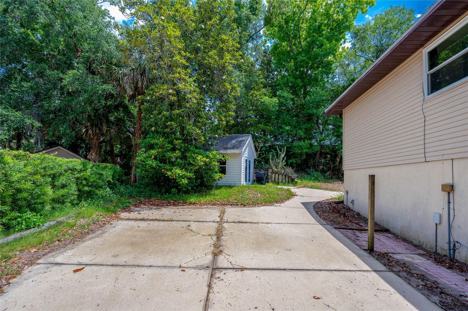 TOMOKA OAKS - Residential