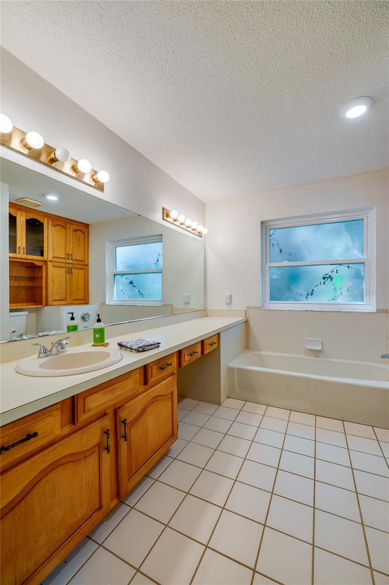 TOMOKA OAKS - Residential
