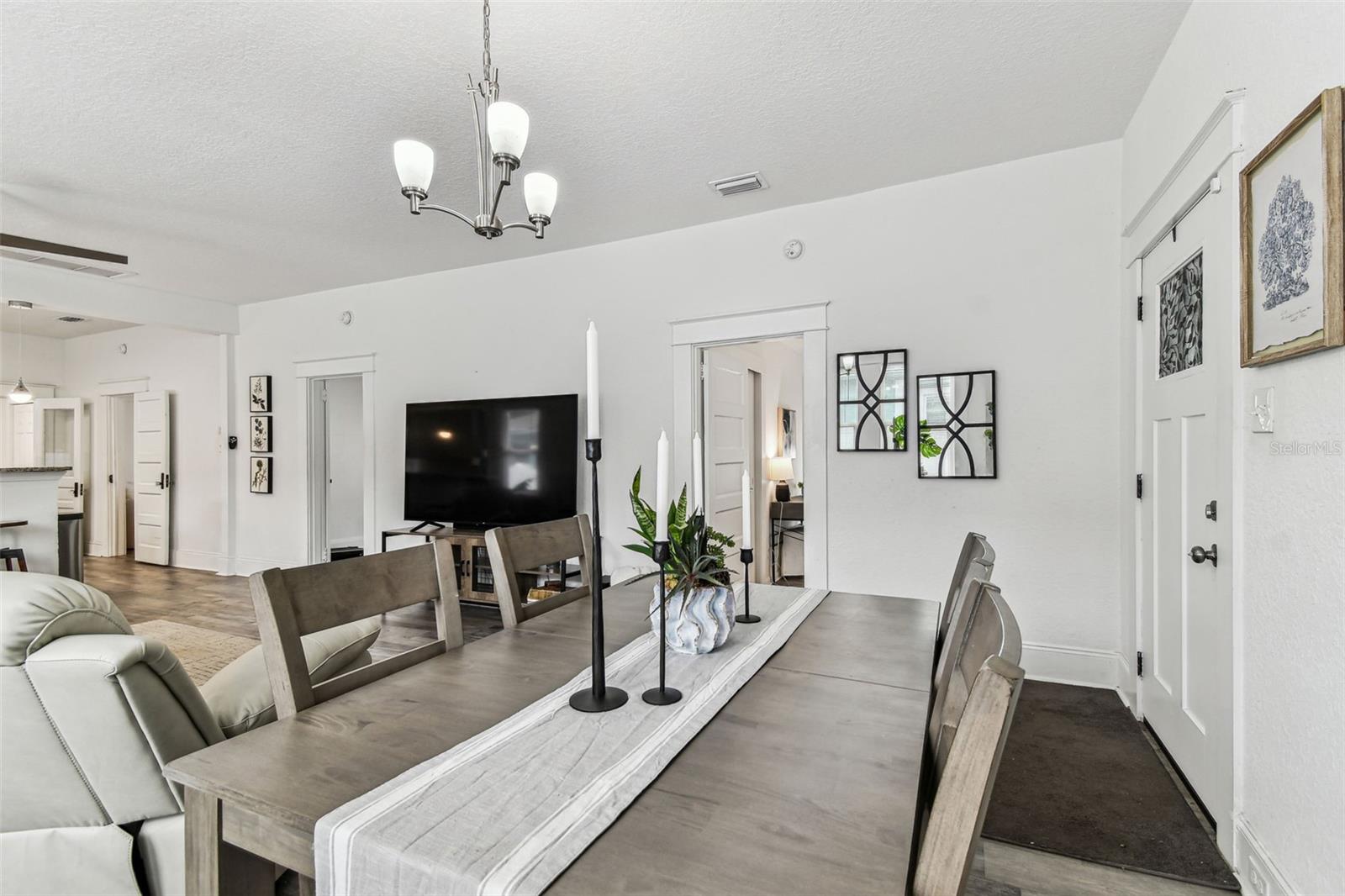 EVELYN CITY - Residential