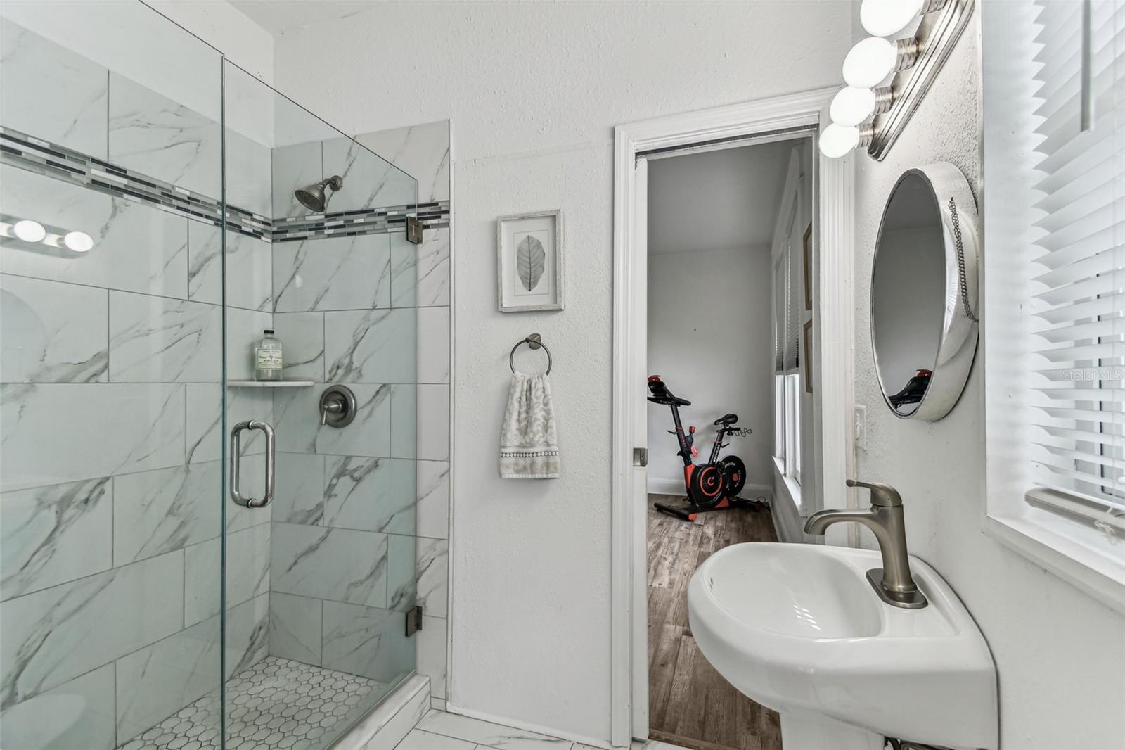 EVELYN CITY - Residential