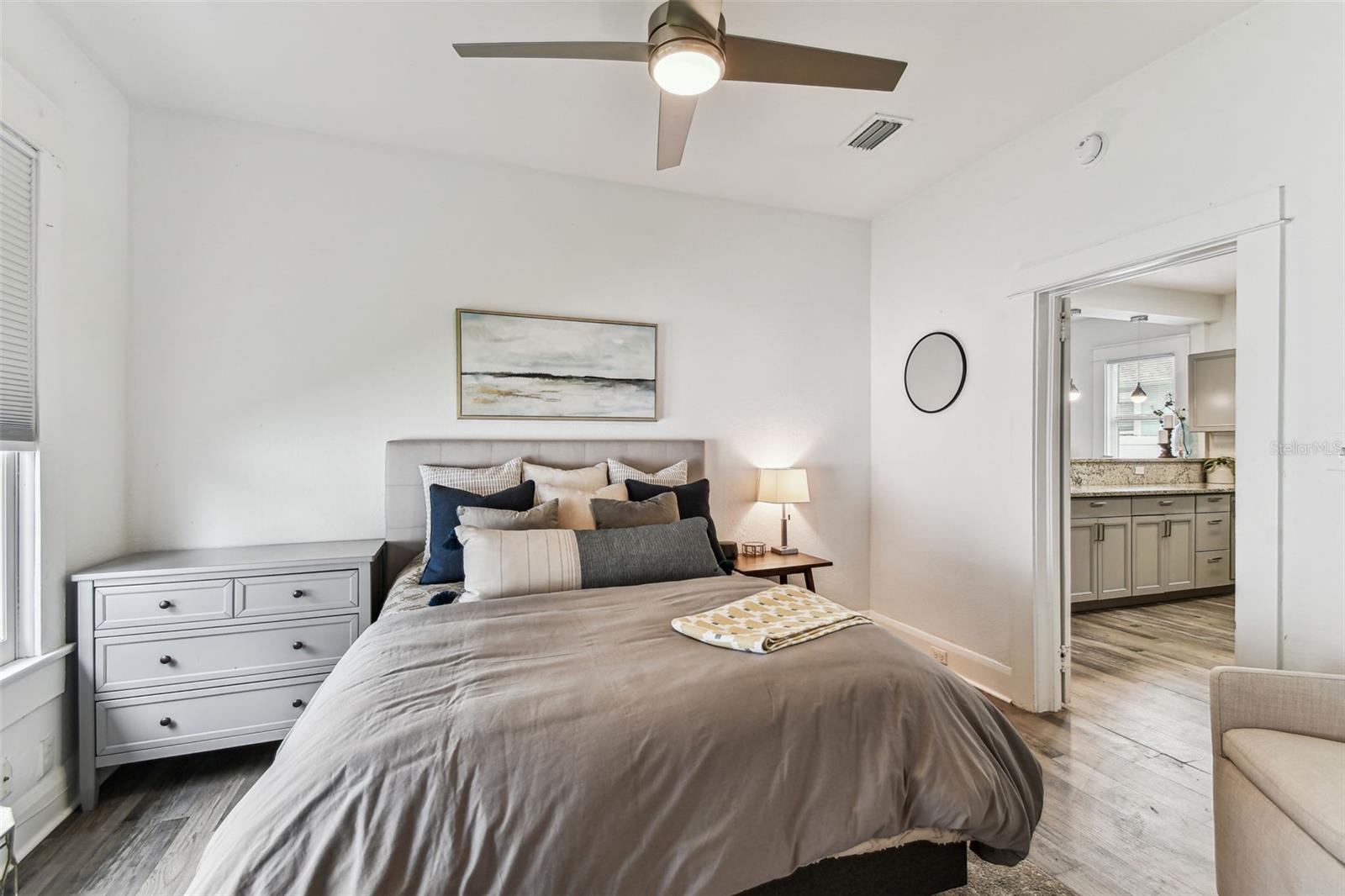 EVELYN CITY - Residential