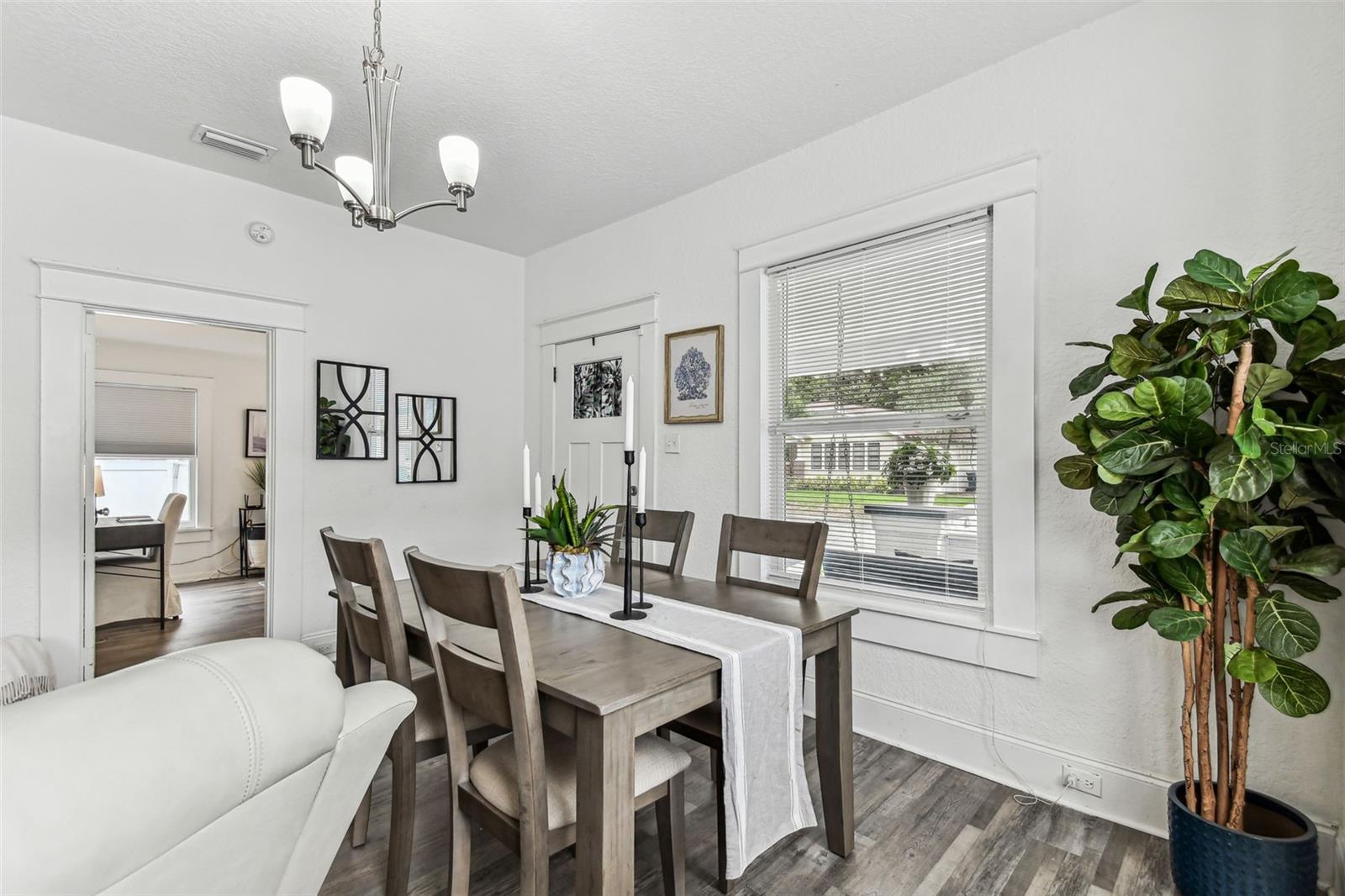 EVELYN CITY - Residential