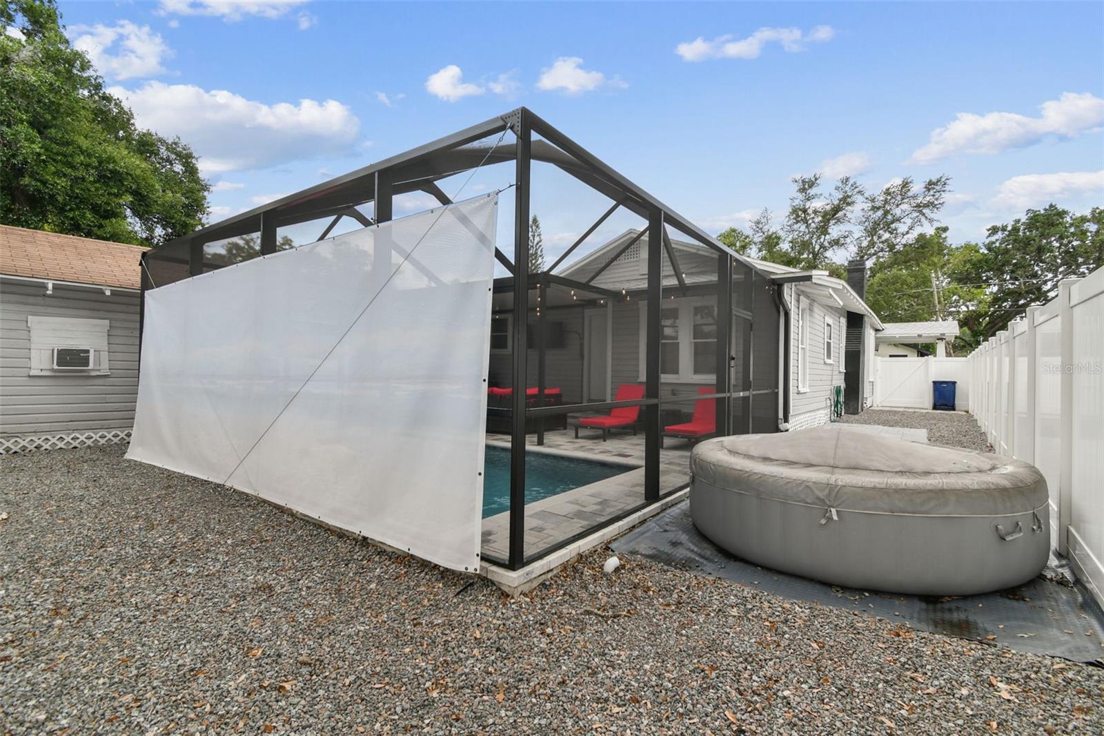 EVELYN CITY - Residential