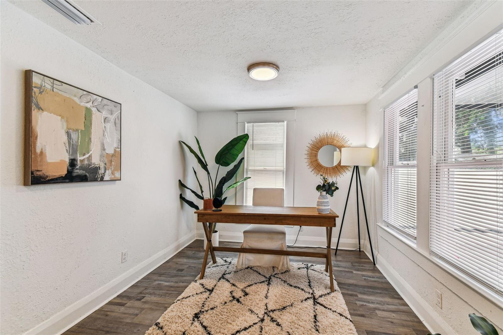 EVELYN CITY - Residential