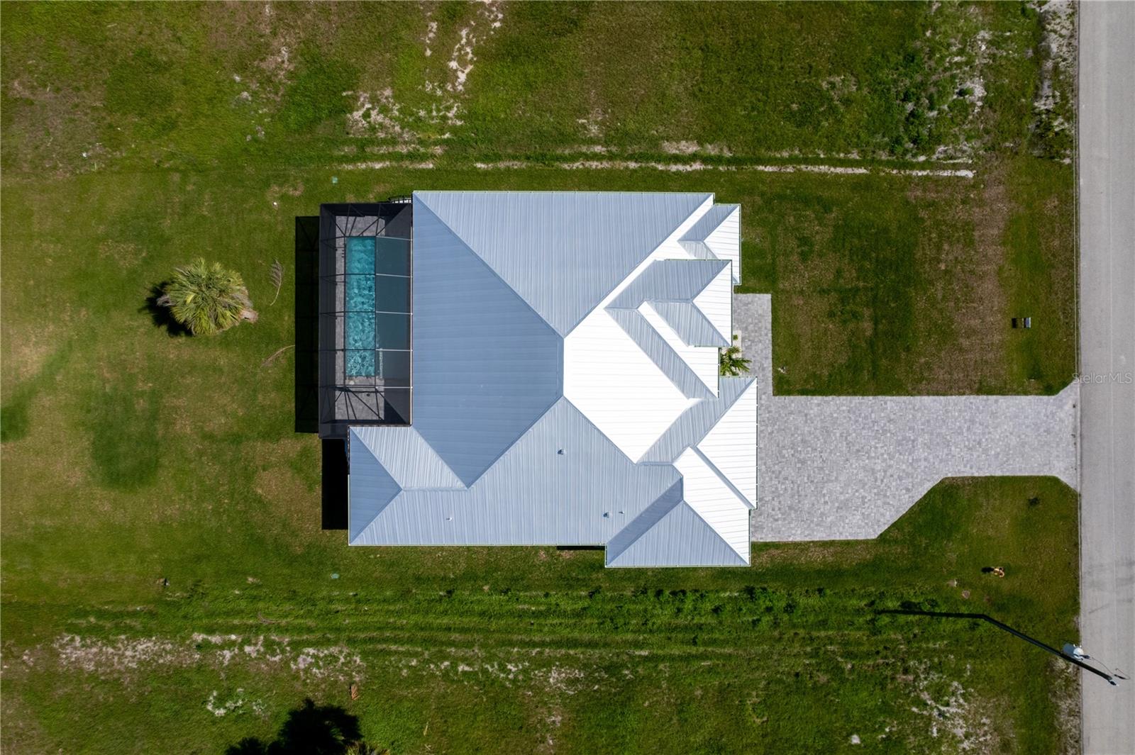 ROTONDA WEST PINE VALLEY - Residential