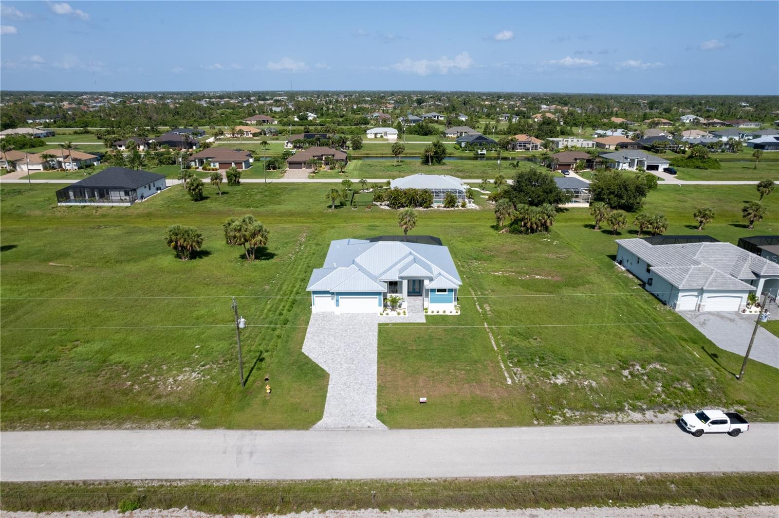 ROTONDA WEST PINE VALLEY - Residential