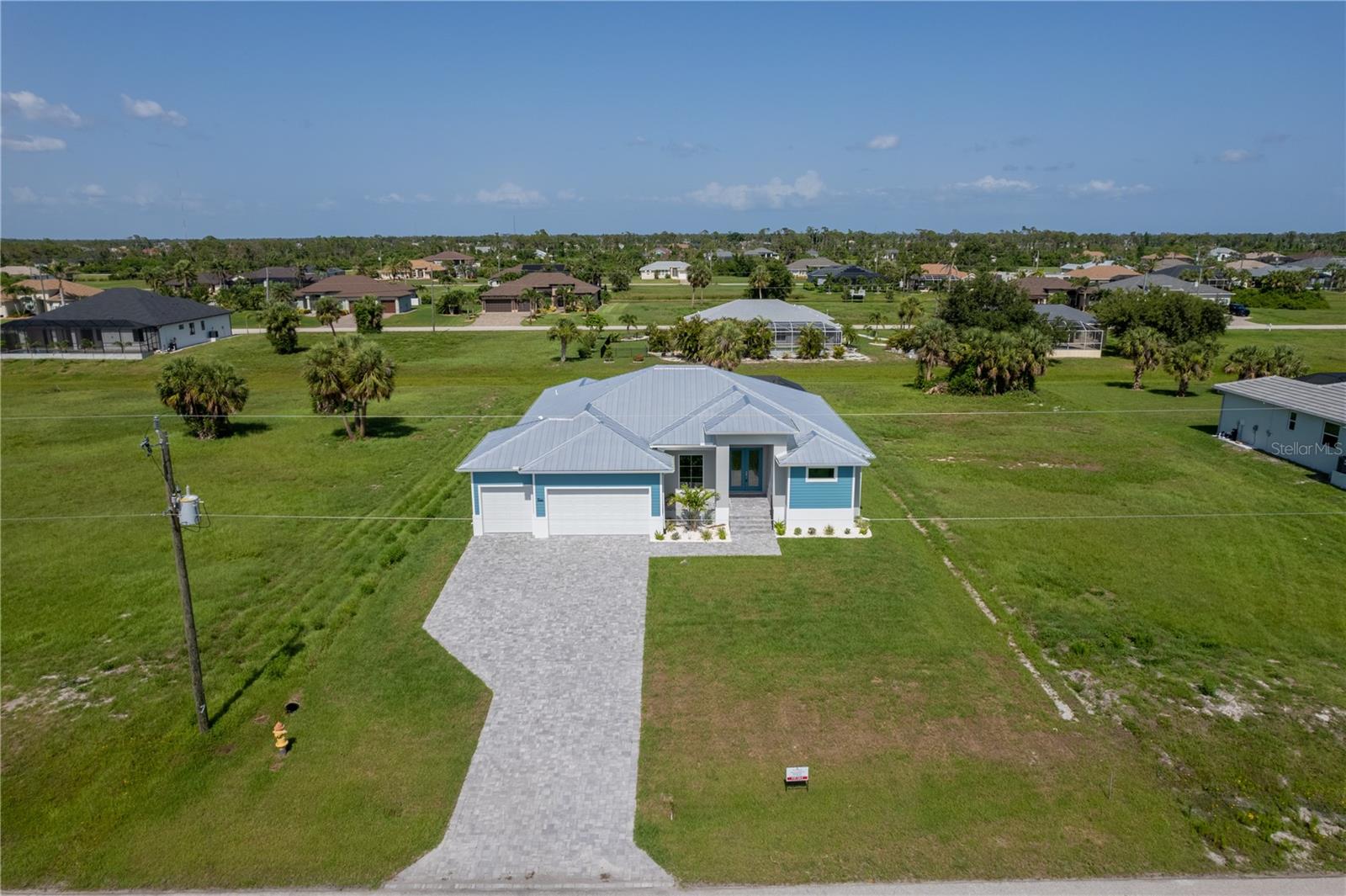 ROTONDA WEST PINE VALLEY - Residential