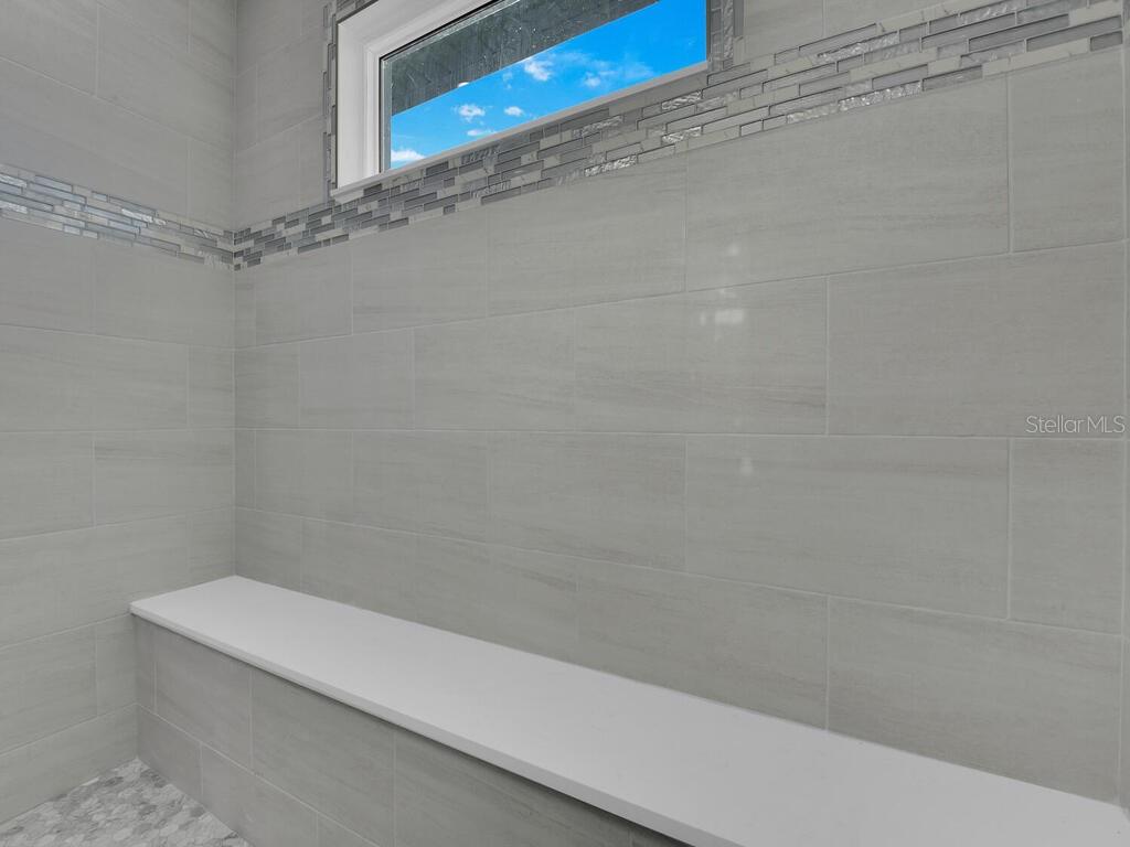 ROTONDA WEST PINE VALLEY - Residential